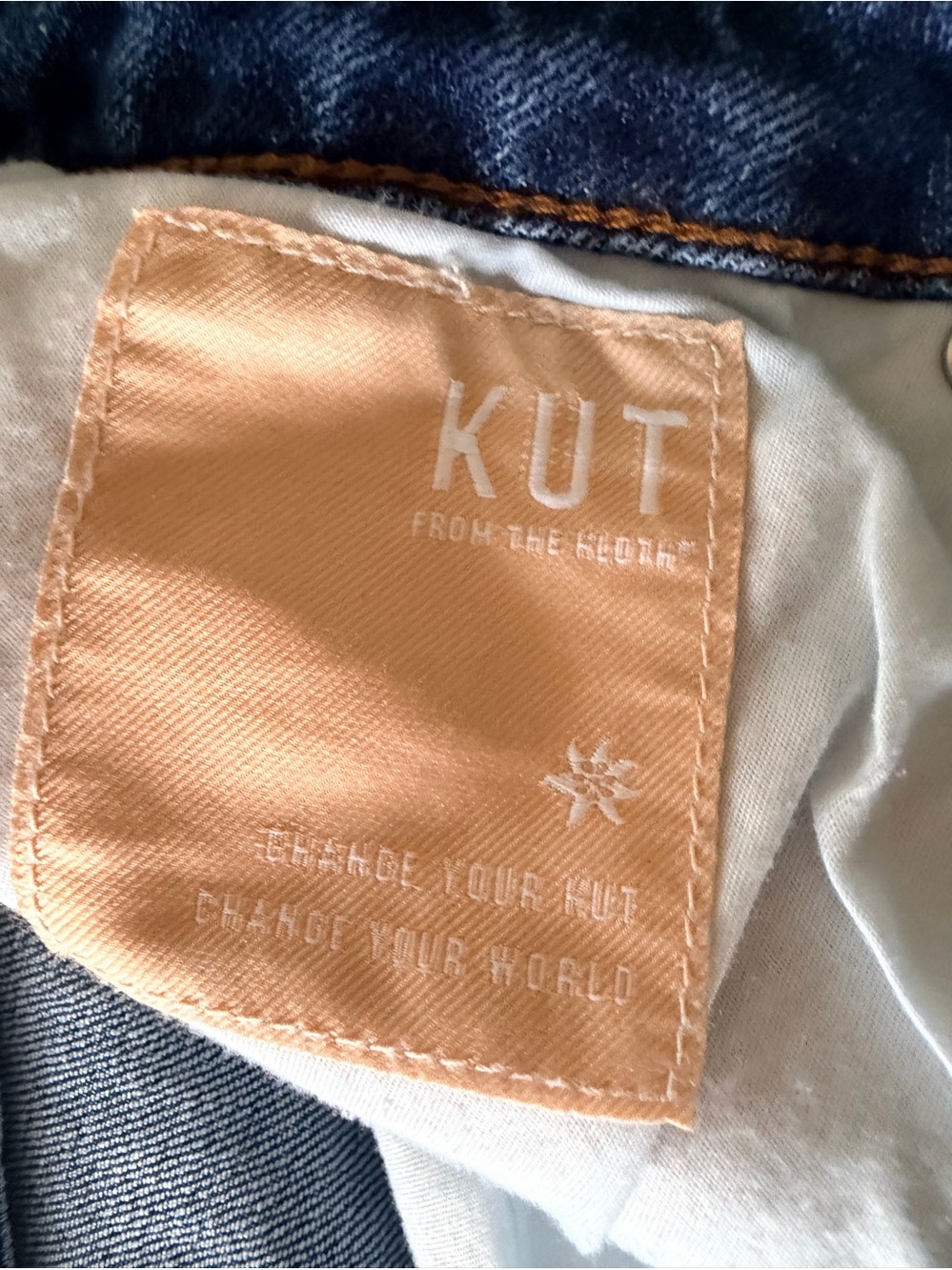 Kut from the Kloth Dark Blue Wide-Leg Cropped Jeans with Rolled Hem - Picture 9 of 10